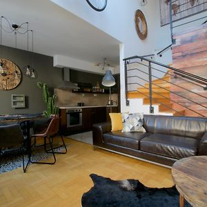 Premium Apartment By Hi5 - Gozsdu Suite